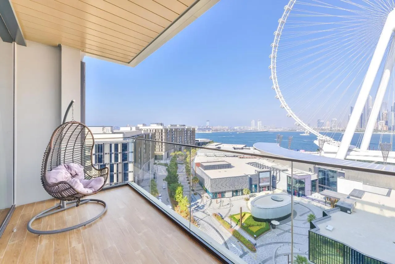 Luxury 2 Bedroom Beachfront Apt W Stunning Sea View Dubai